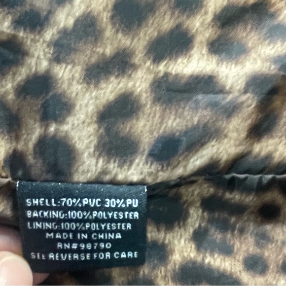 Dollhouse Women's Bold Maroon Faux‎ Leather Jacket Size Large- A lot of Style - Picture 2 of 16